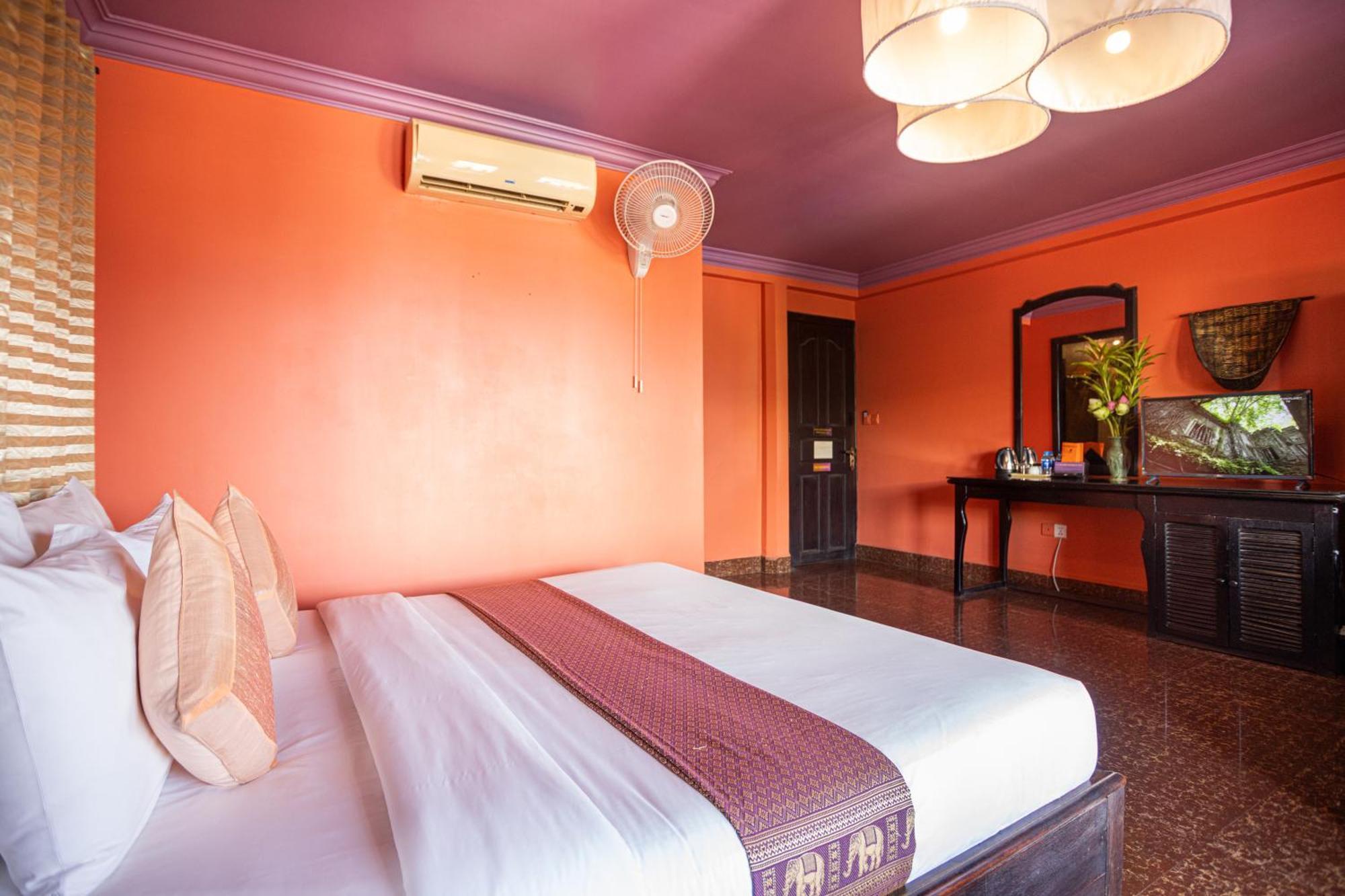 King Room with Balcony